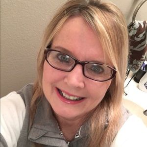 Meet your Posher, Nancy